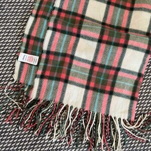 rectangular 100% Acrylic scarf boden